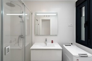 Shower, hair dryer, towels - Penthouse in Fuengirola by Costarentals - Ref 215 (Fuengirola)