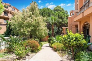 Property grounds - Family apartment with pool by Costarentals - Ref 225 (Fuengirola)