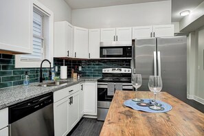 House - Indy House of Music - Fountain Square (Indianapolis)