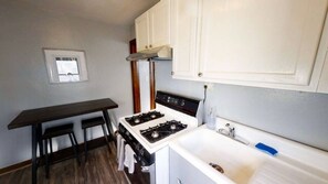 Apartment - Simple Indy Studio - 5 min to Fountain Square (Indianapolis)