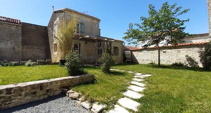 Petite Maison de Campagne Calme