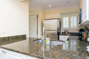 Fridge, microwave, oven, stovetop - First Floor 2bd/2ba Fully Remodeled  Condo in Saddlebrook  (Wesley Chapel)