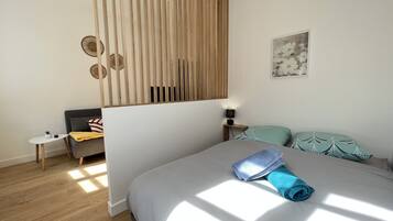 Wi-Fi gratuit, draps fournis