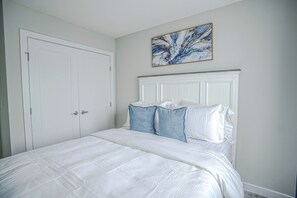 3 dormitorios, tabla de planchar con plancha, wifi gratis y ropa de cama