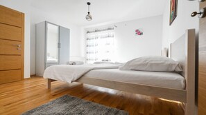 6 chambres, fer et planche Ă repasser, Wi-Fi gratuit, draps fournis