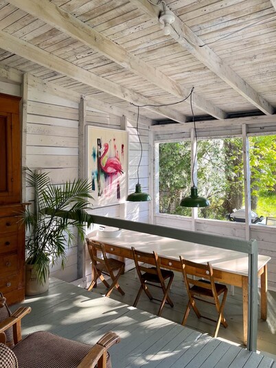 Chez Léo by Maison Dudley