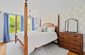 5 bedrooms, iron/ironing board, travel cot, free WiFi