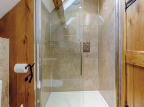 Dusche, Haartrockner, Bidet, Handtücher