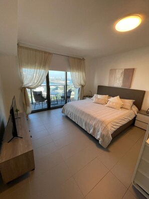 1 camera, Wi-Fi, lenzuola