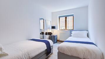 4 Schlafzimmer, Bügeleisen/Bügelbrett, WLAN, Bettwäsche