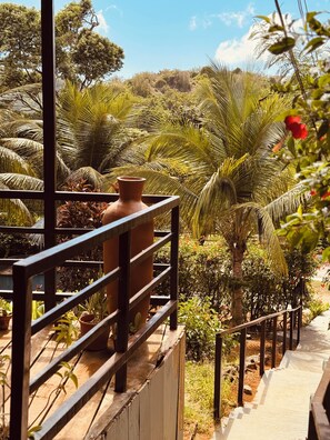 TV de tela plana 32 polegadas com canais a cabo