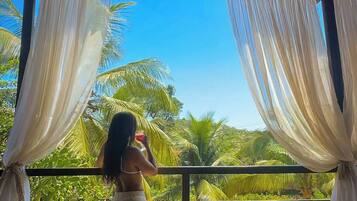 Café da manhã com pratos da culinária local grátis todos os dias