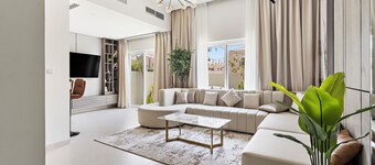 Luxurious 3BR Villa Amaranta