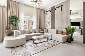 Smart TV, video games