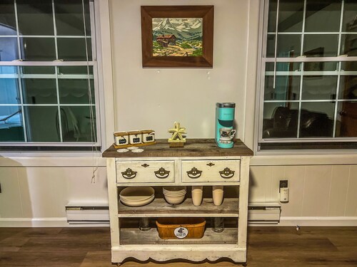 Manasquan Park farm and beach retreat Pool, beach and attractions