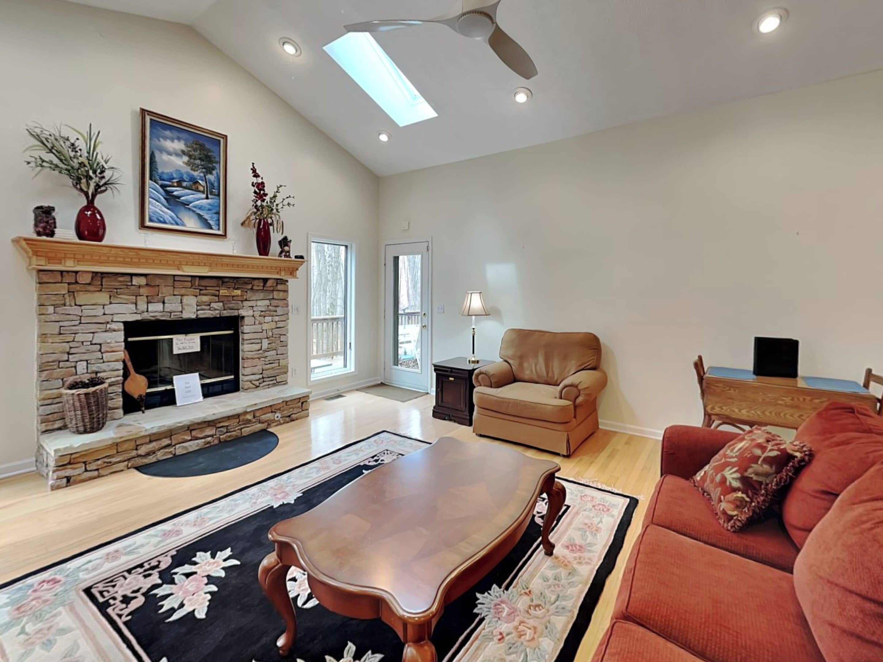 House (4 Bedrooms) | Property amenity