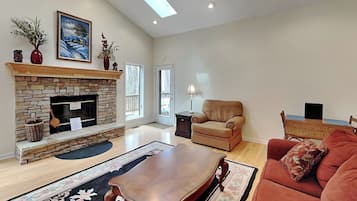 House (4 Bedrooms) | Property amenity