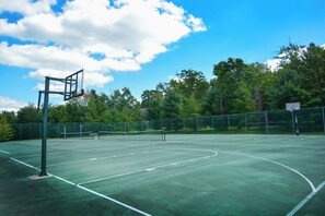 House (4 Bedrooms) | Property amenity