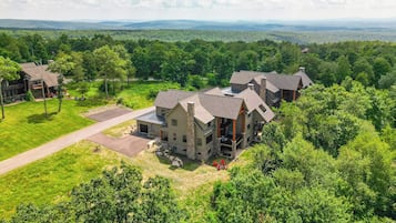 House (6 Bedrooms) | Property amenity