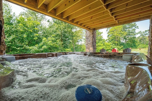 Timber Ridge Haus by Taylor Made Deep Creek