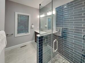 House (5 Bedrooms) | Property amenity - Loch Haven by Taylor Made Deep Creek (McHenry)