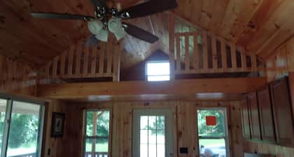Hemlock Hill Cabin- Quiet ad Relaxing