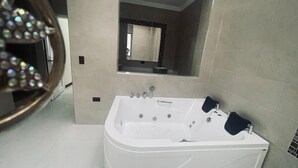 Bathroom - Hotel Puerta del Sol (El Lucero)
