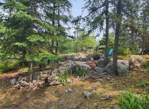 LAC DU BONNET COTTAGE FOR RENT - NEWLY RENOVATED!!!