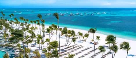 Sun loungers, beach towels