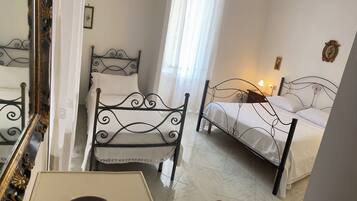 3 Schlafzimmer, Bügeleisen/Bügelbrett, WLAN, Bettwäsche