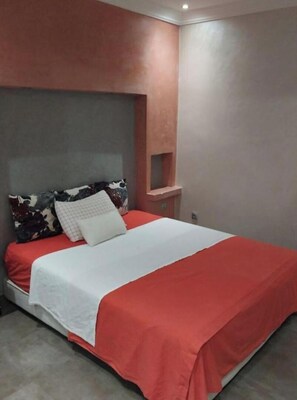 1 Schlafzimmer, Bügeleisen/Bügelbrett, WLAN, Bettwäsche