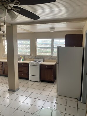 Private kitchen - 1 bedroom apartment in st thomas (St thomas)