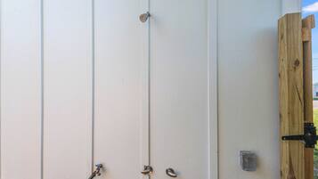 House (2 Bedrooms) | Property amenity