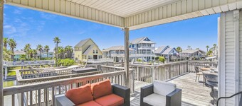 Tiki Lagoon by Ryson Vacation Rentals