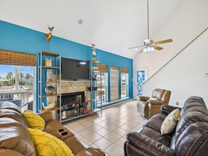 House (3 Bedrooms) | Property amenity - Tiki Lagoon by Ryson Vacation Rentals (Galveston)
