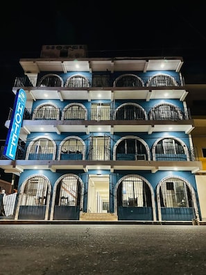 Front of property - Hotel Santa Barbara (Mazatlán)