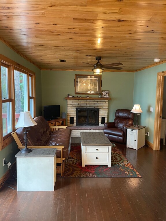 Fabulous Duck Lake Cabin Just Steps From The Water! - Minnesota