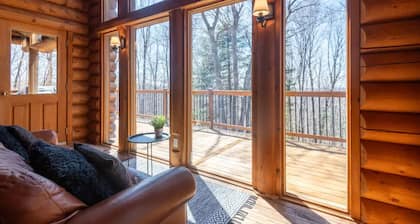 7BR LogCabin/Spa/Nature/MontTremblant Area/18 Guests