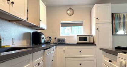 1br/Bd, totally private apartment at the top of the mountain. 100% private