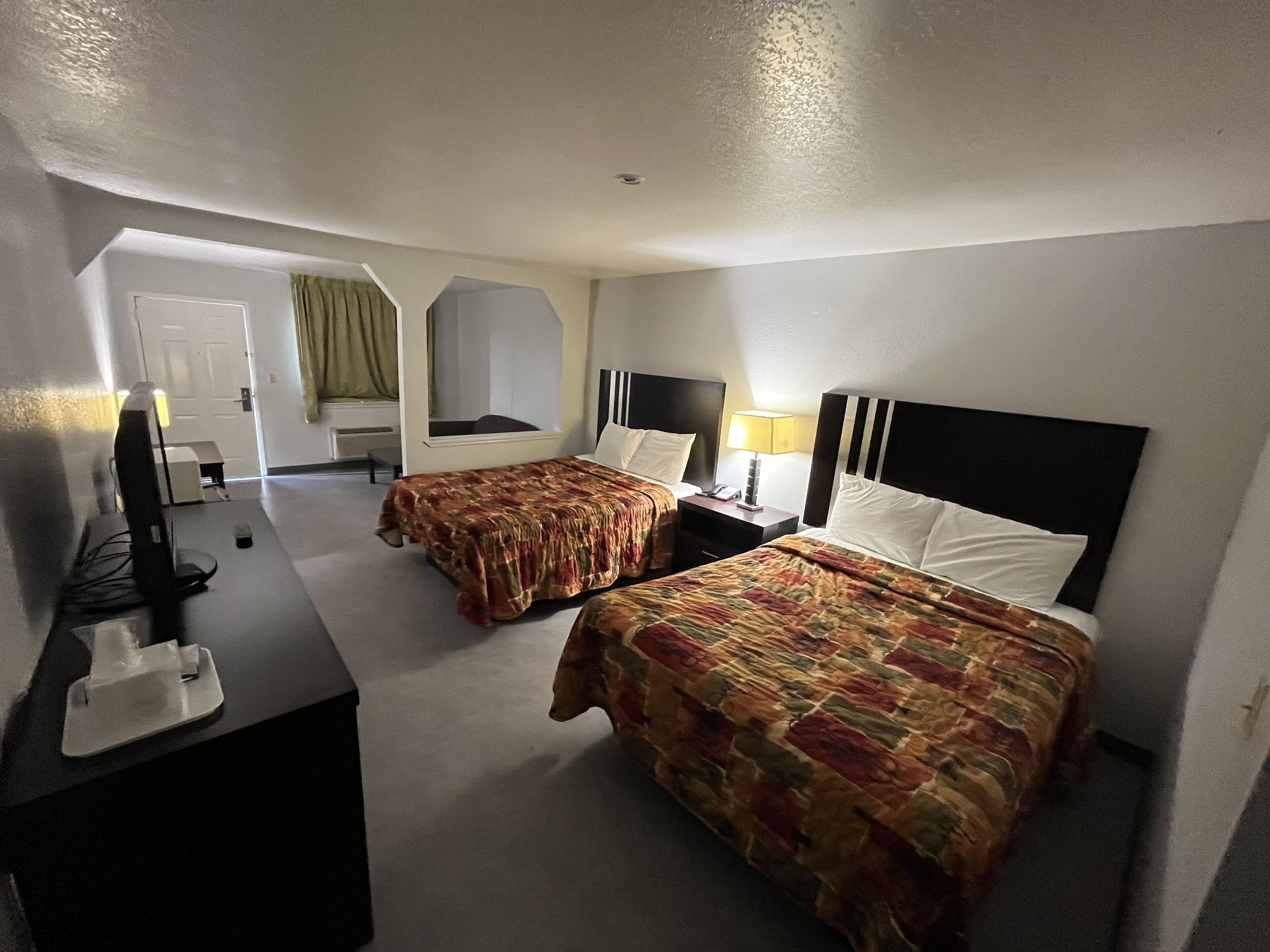 2 Queen Deluxe Suites | Desk, iron/ironing board, free WiFi, bed sheets