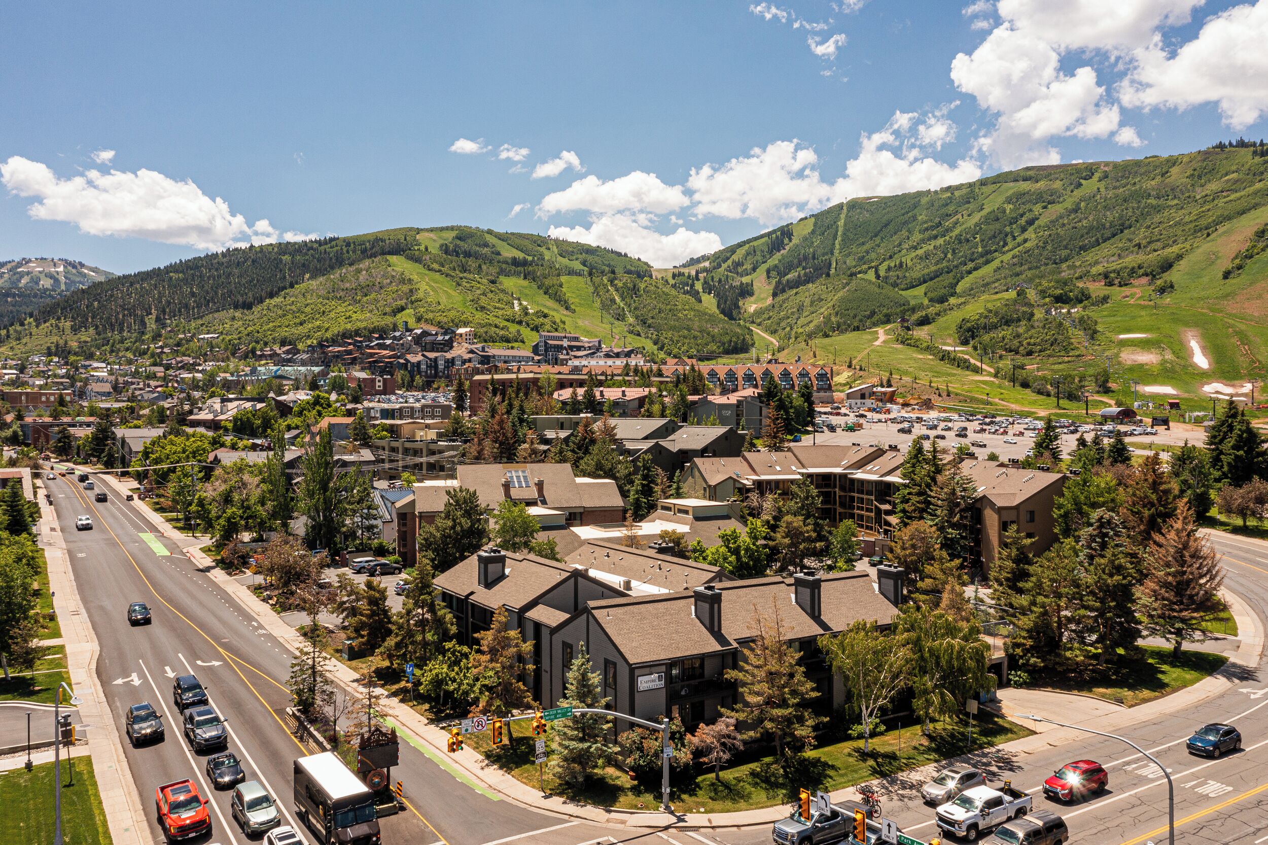 Ideal in Old Town Location! Walk to Mountain, Restaurants and More