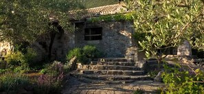 House | 2 bedrooms - Holiday Houses, Villas Lavender - Traditional Tranquility (Trpanj)