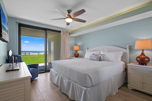 3 soverom, strykejern/-brett, internettilgang og sengetøy