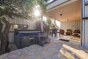 Villa | Außen-Whirlpool