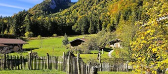 Luxury design chalet category 1, 105sqm, 2 separate bedrooms, Swiss stone pine furniture