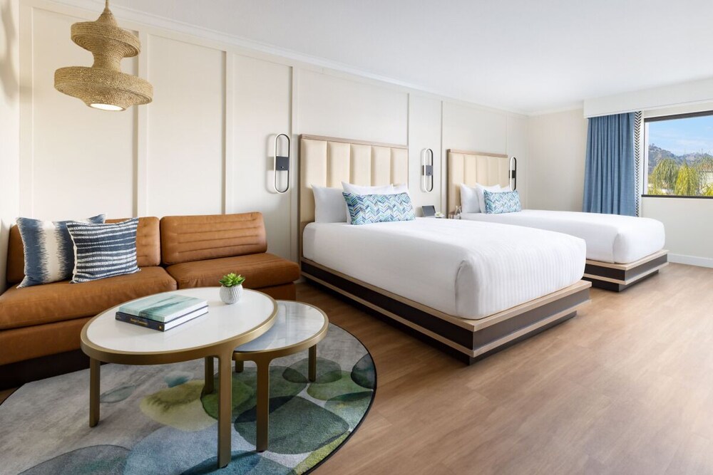 Ensuring a Very Comfortable & Memorable Stay! Dogfriendly Property