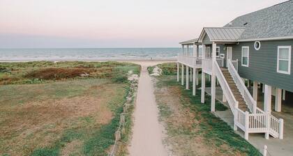 Private Beach Access, Hot Tub, Great Location, Golf Cart Onsite!