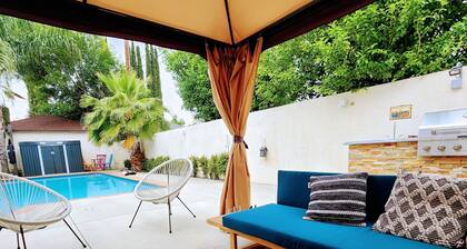 Cozy Modern Space with Pool