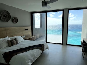 5 bedrooms, iron/ironing board, free WiFi, bed sheets