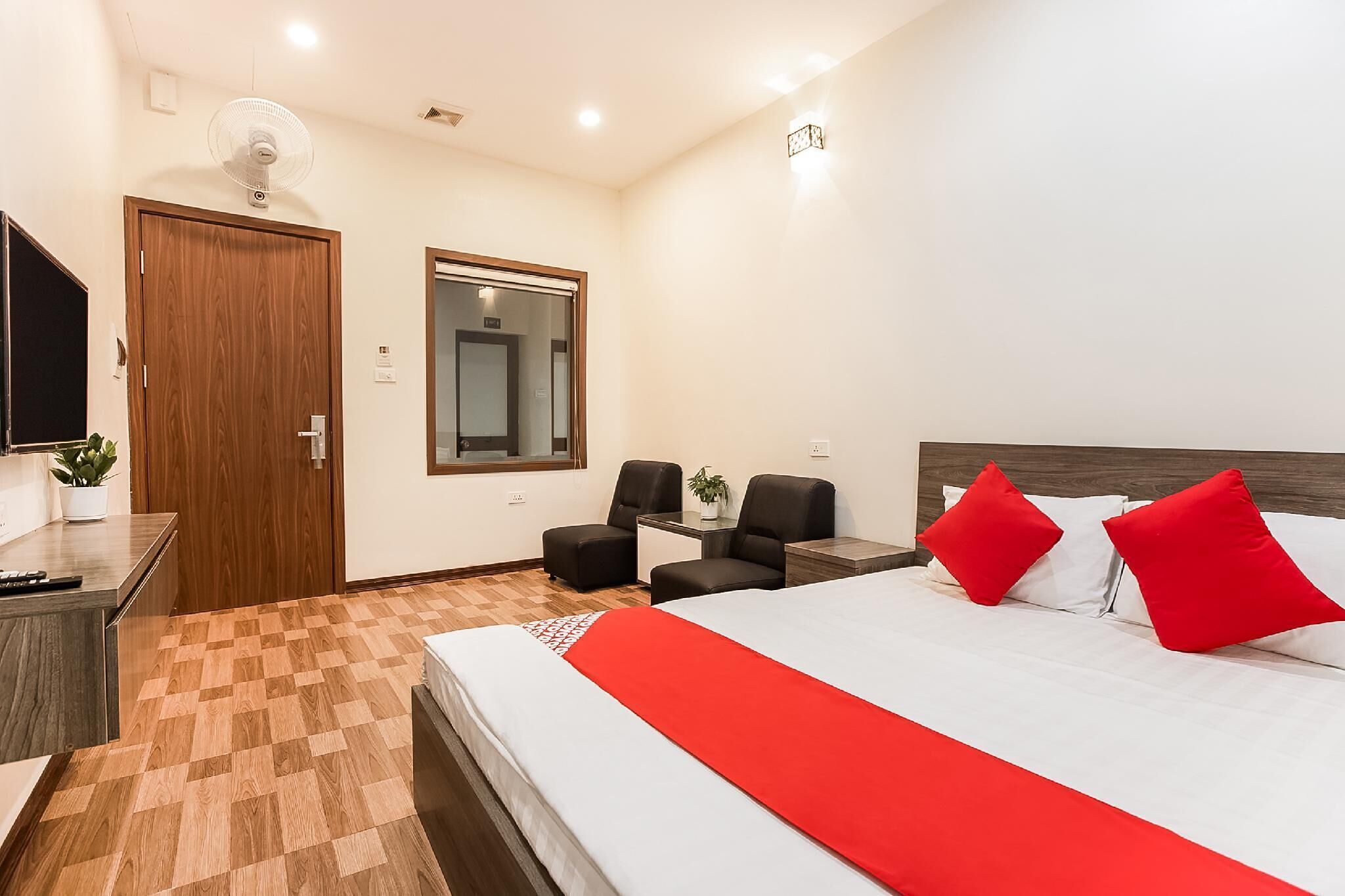 Escrivaninha, Wi-Fi de cortesia, roupa de cama